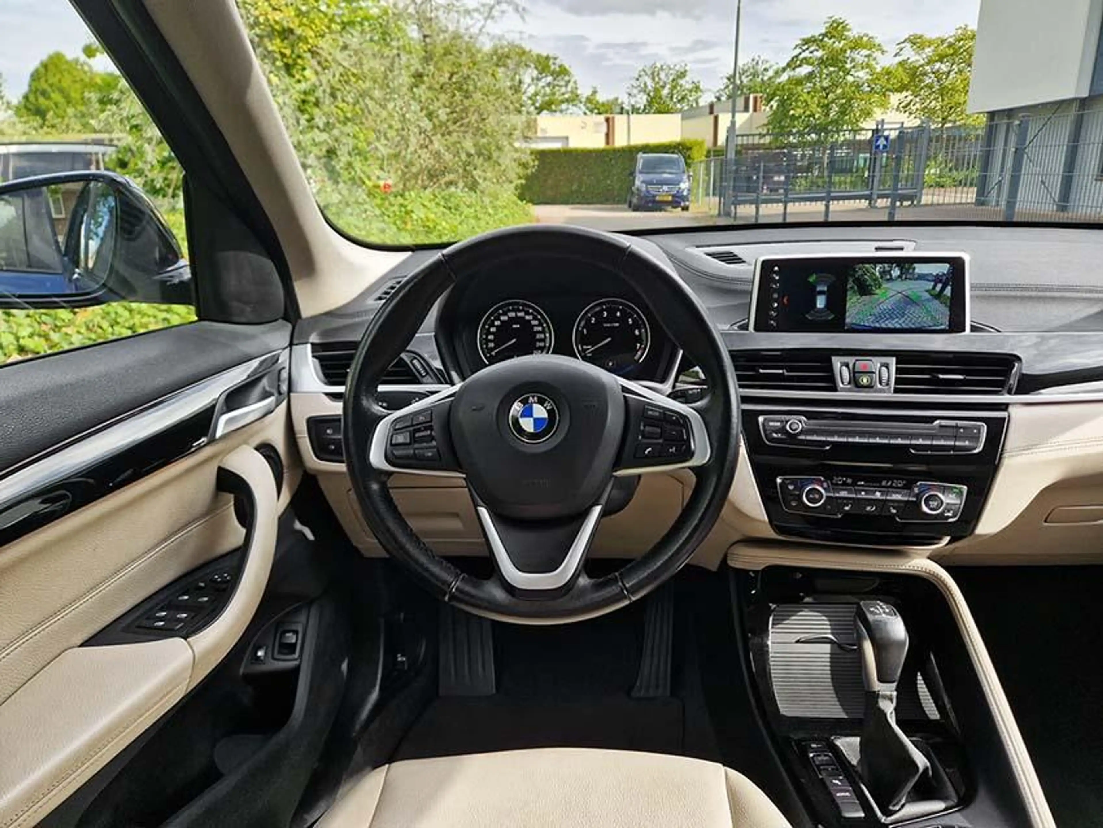 BMW X1 xDrive25e eDrive Edition — photo 11