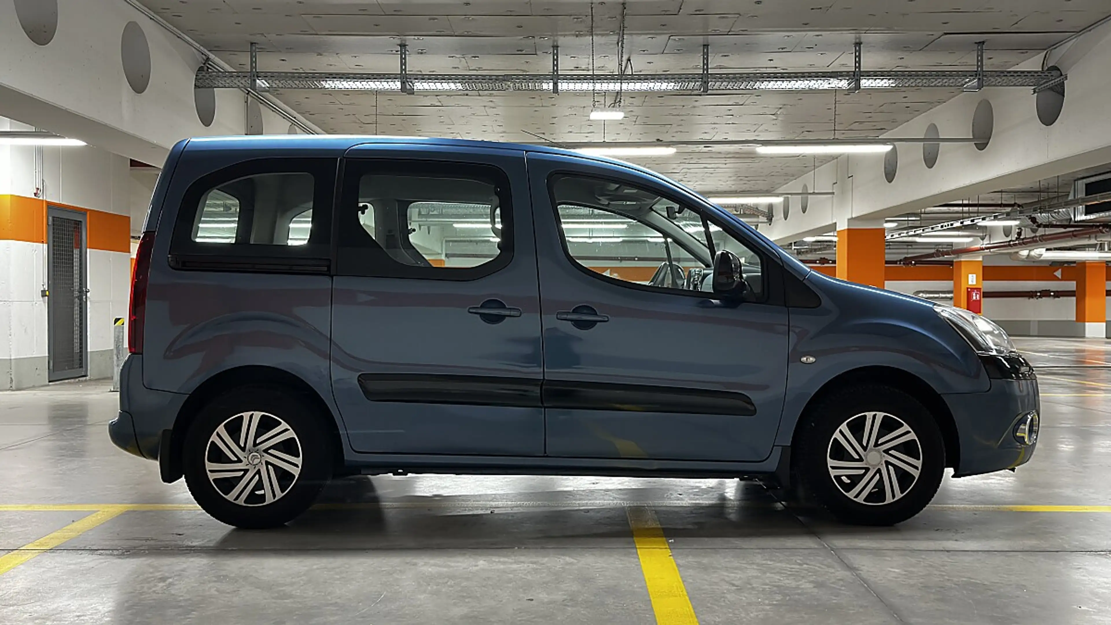 Citroen Berlingo Multispace e-HDi 90 EGS6 Collection*ZR+WP NEU*Ö... — photo 7