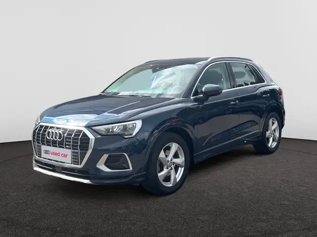Audi Q3 main image