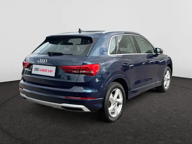 Audi Q3 view 2