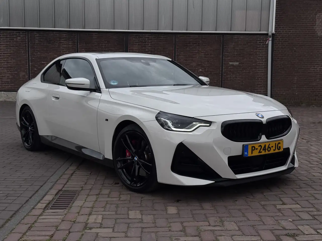 BMW 220