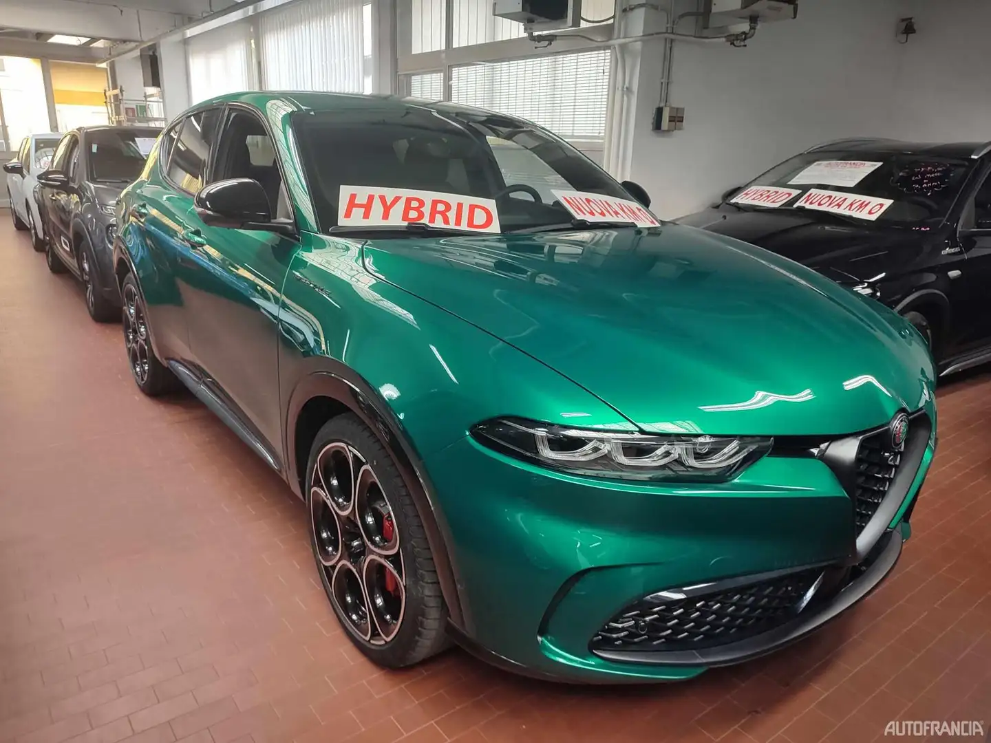 Alfa Romeo Tonale 1.5 HYBRID 160CV SPECIALE Yeşil - 1