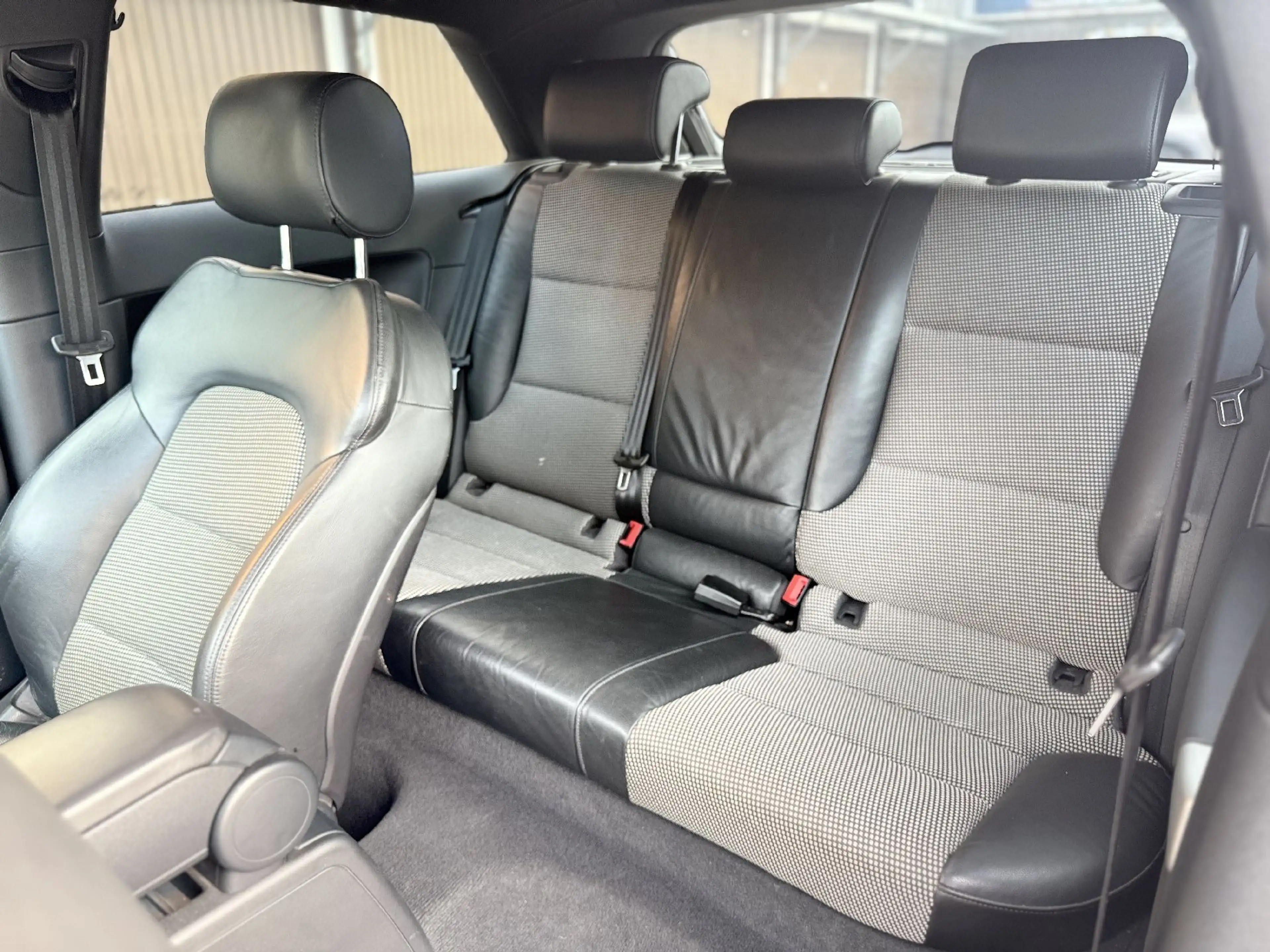 Audi S3 2.0 TFSI quattro — photo 14