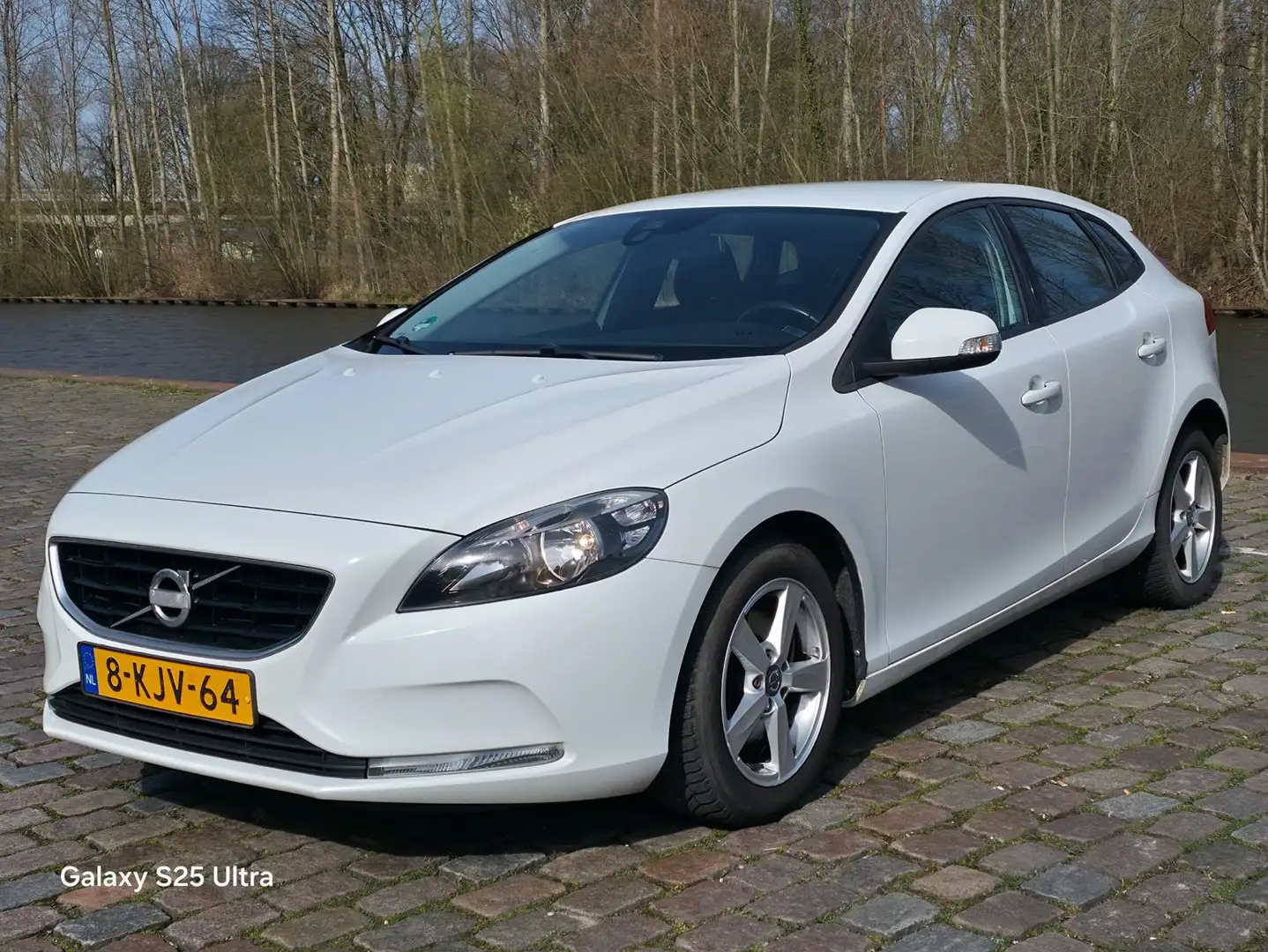 Volvo V40 1.6 T3 Kinetic Zeer mooi auto lage km org nl auto Wit - 2