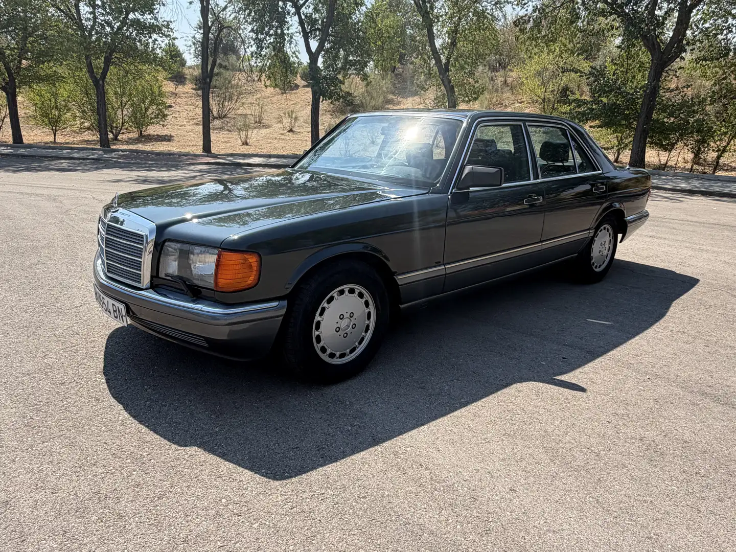 Mercedes-Benz 560 SEC - 1