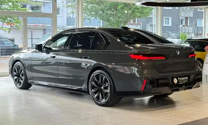 Annonce voiture d'occasion BMW i7 - CARADIZE