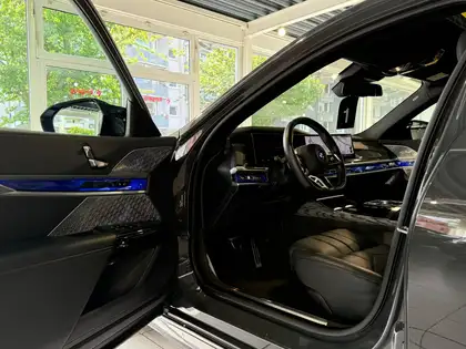 Annonce voiture d'occasion BMW i7 - CARADIZE