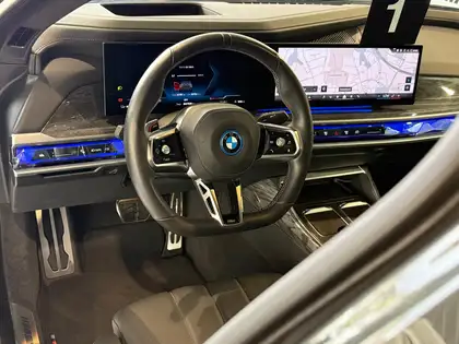 Annonce voiture d'occasion BMW i7 - CARADIZE