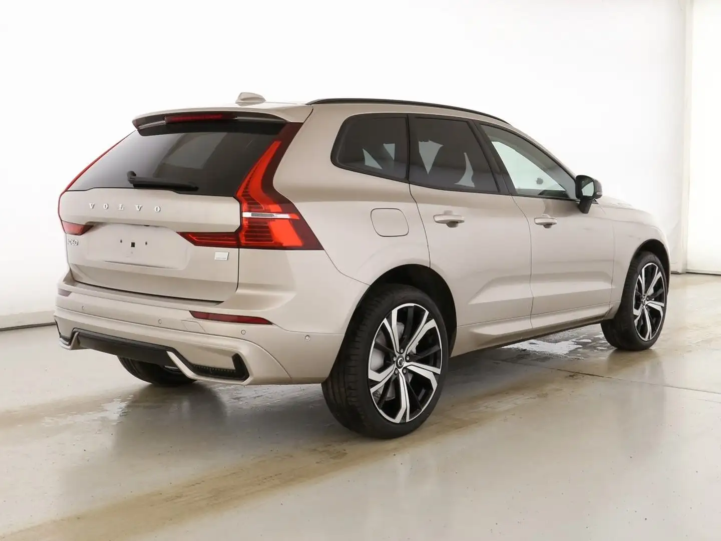 Volvo XC60 T8 Ultra Dark Recharge Plug-In Hybrid AWD Beige - 2
