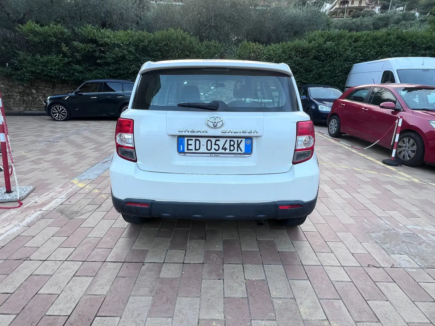 Toyota Urban Cruiser Urban Cruiser 1.4 d-4d Luxury Awd Blanc - 2