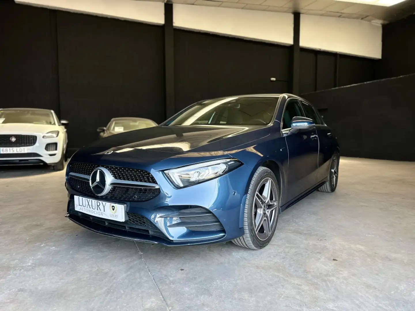 Mercedes-Benz A 250 250e 8G-DCT Azul - 2