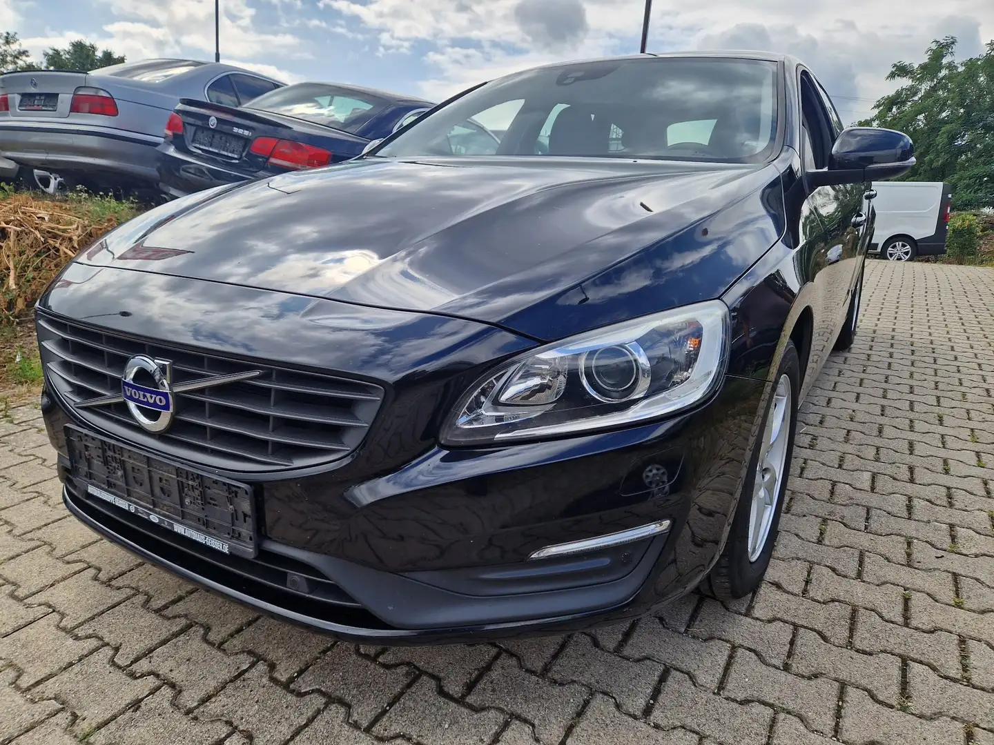 Volvo V60 Linje Business Negro - 1
