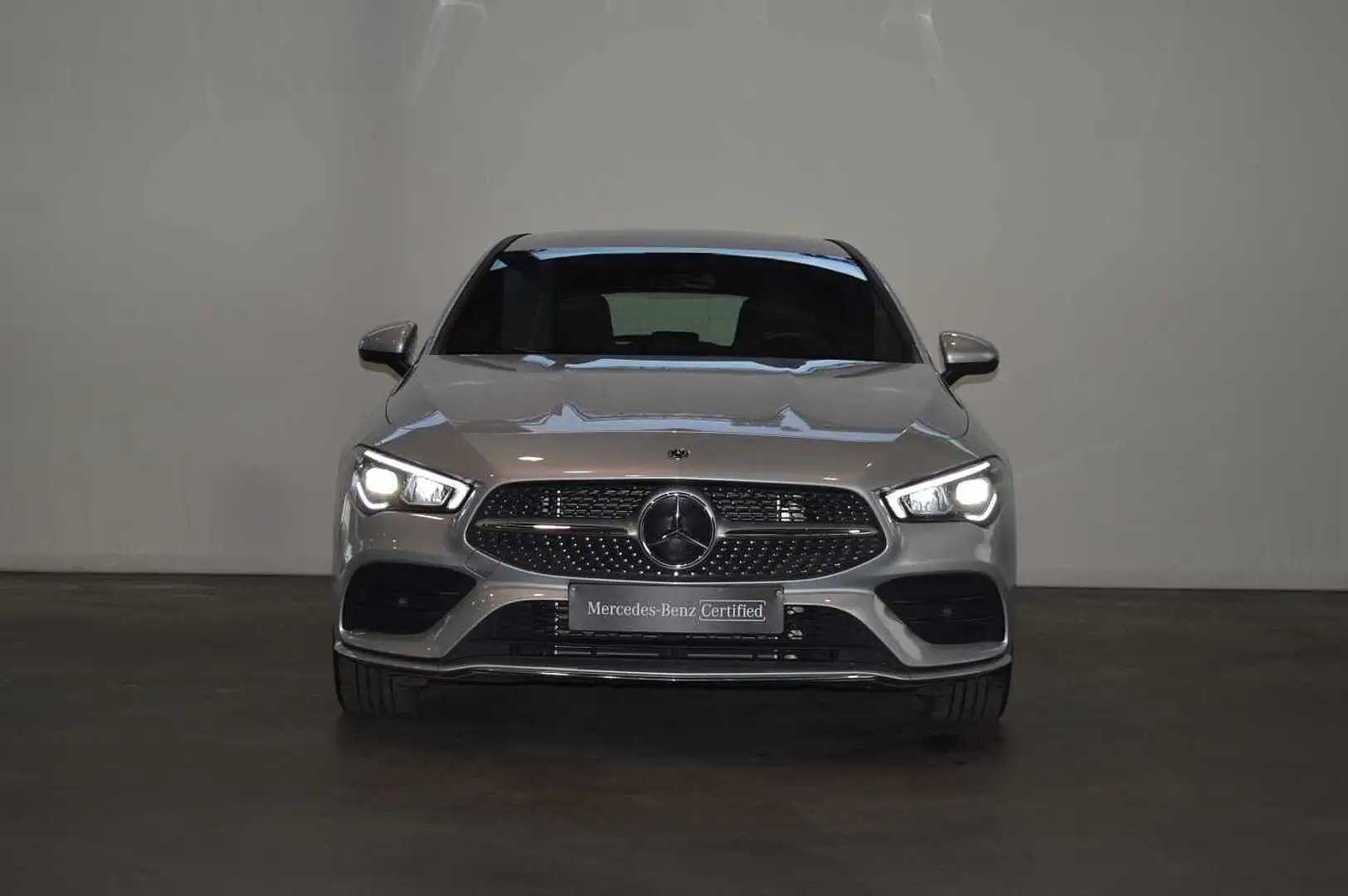 Mercedes-Benz CLA 250 e Shooting Brake AMG Line | Widescreen | Verwarmde Zilver - 2