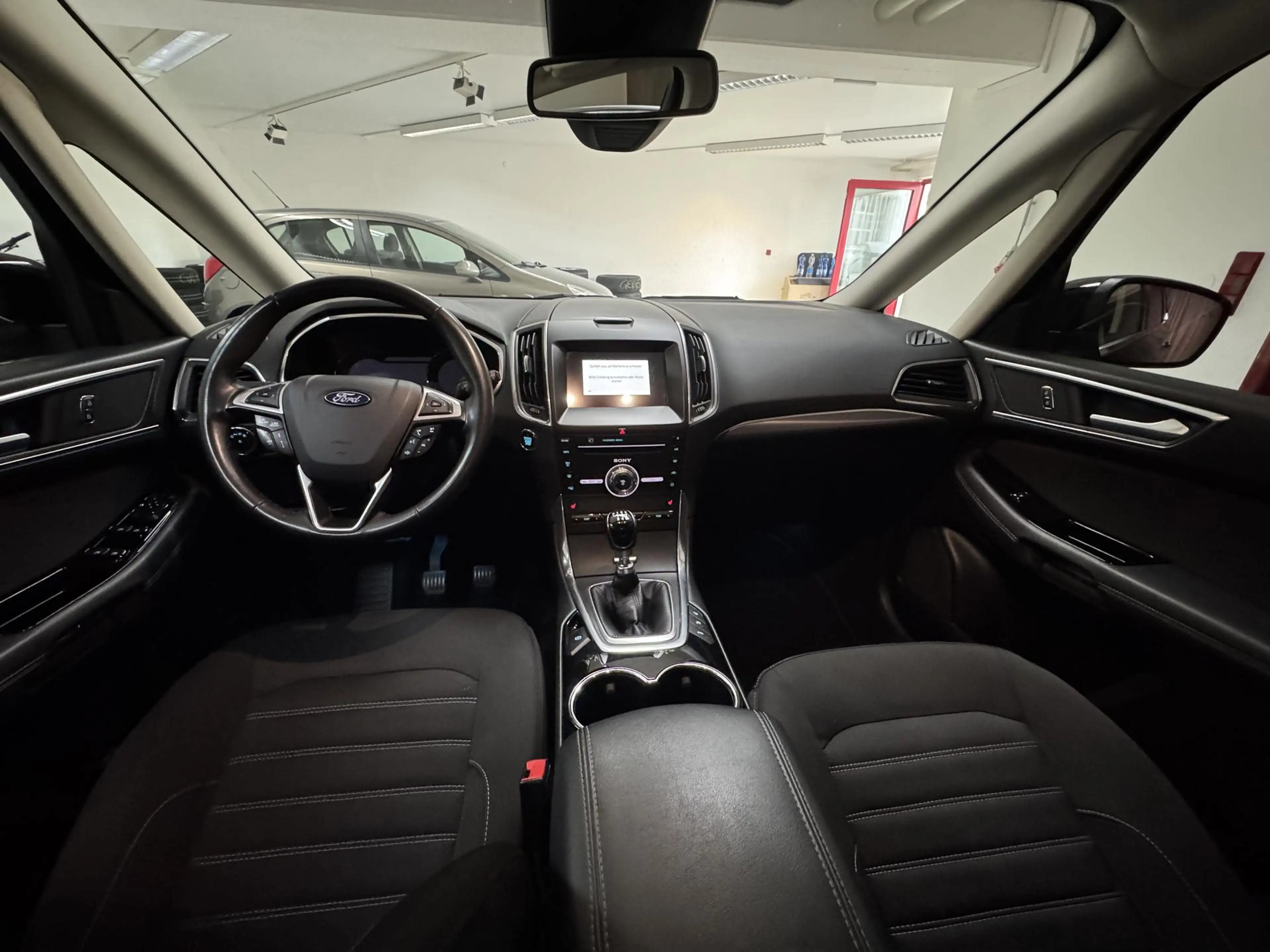 Ford Galaxy 1.5 (165PS) Titanium 7-SITZE/19"ALU/NAVI/SH/8-F... — photo 7