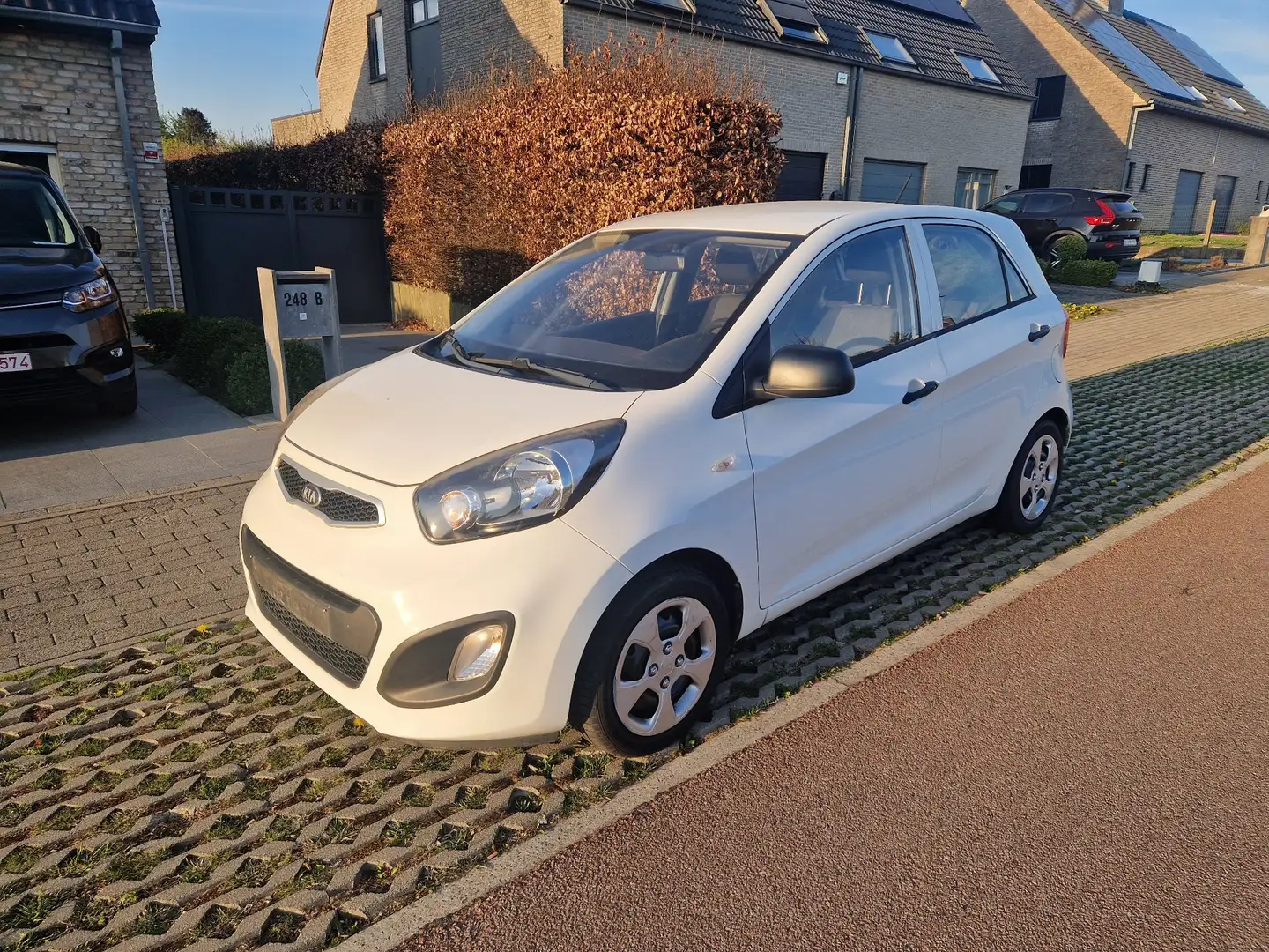 Kia Picanto 1.0i Easy - 1