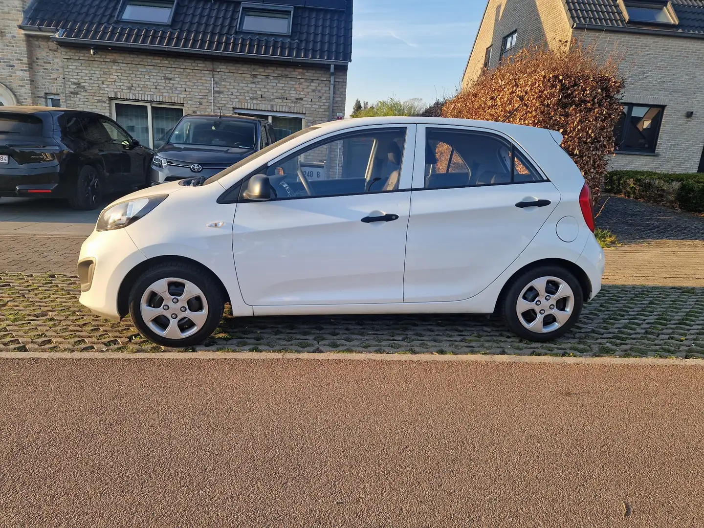 Kia Picanto 1.0i Easy - 2