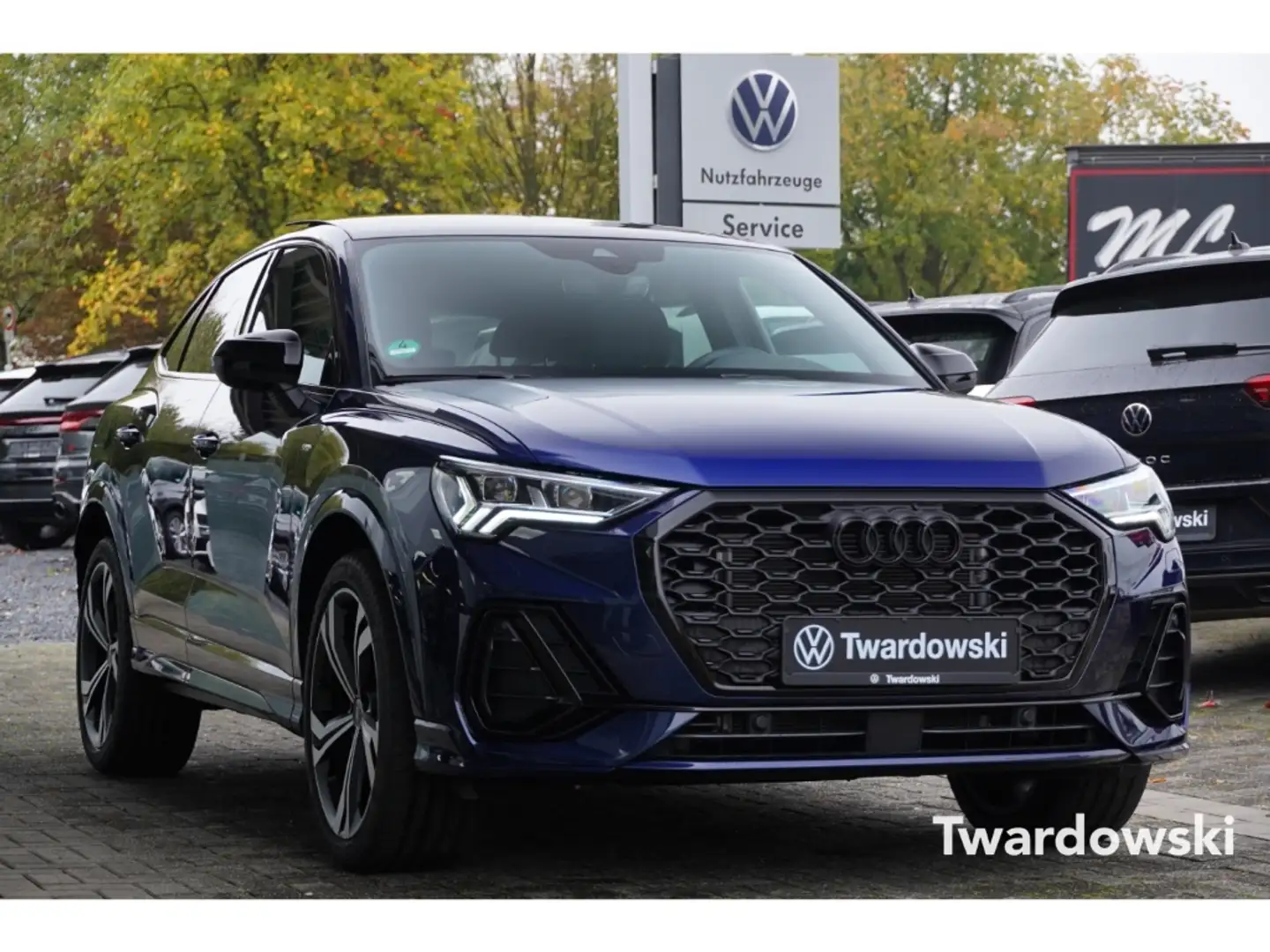 Audi Q3 Sportback S line Keyless Matrix Pano ACC Kamera Bleu - 1