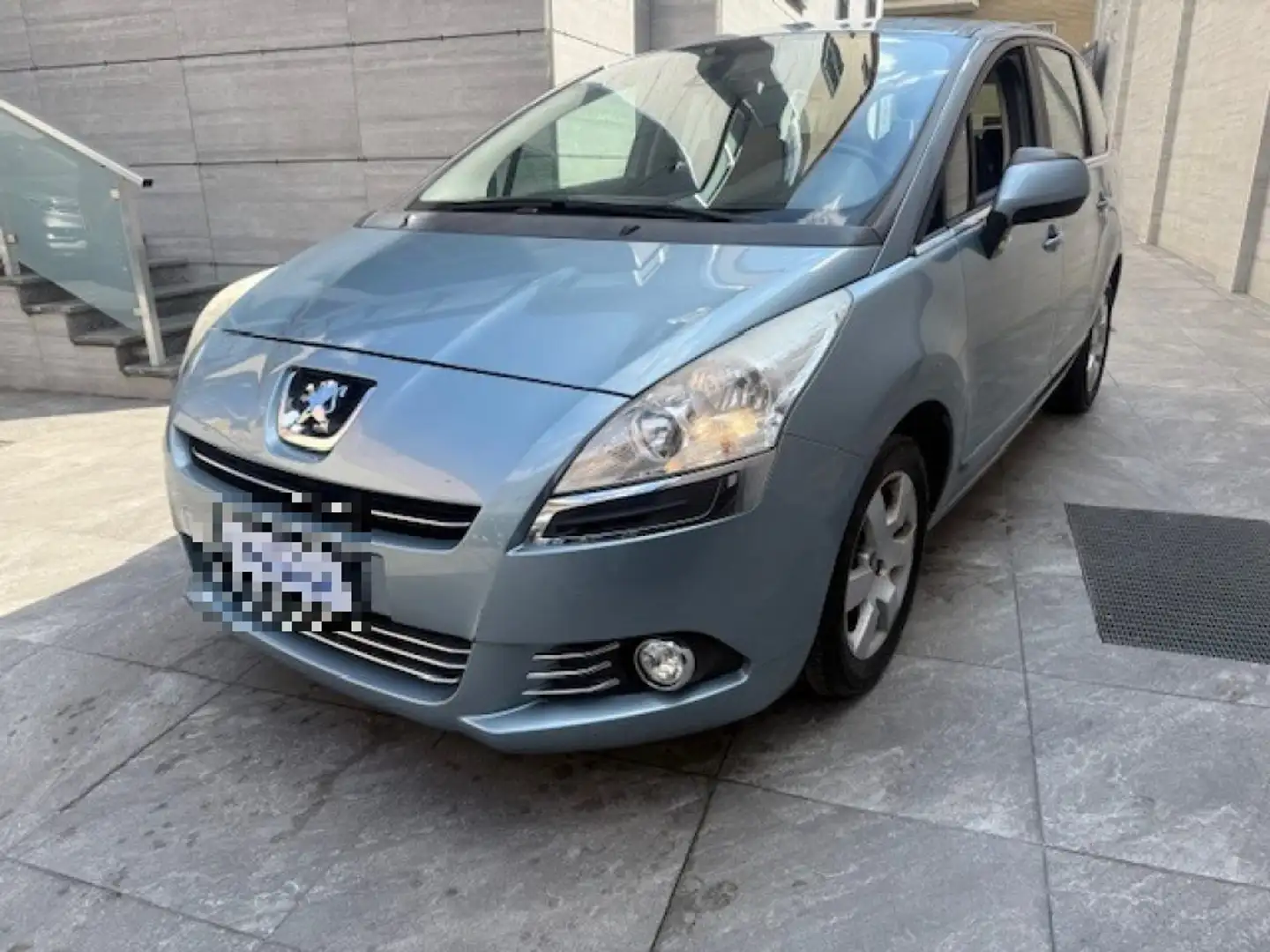 Peugeot 5008 1.6 VTi 120CV Tecno 7 POSTI Blu/Azzurro - 1