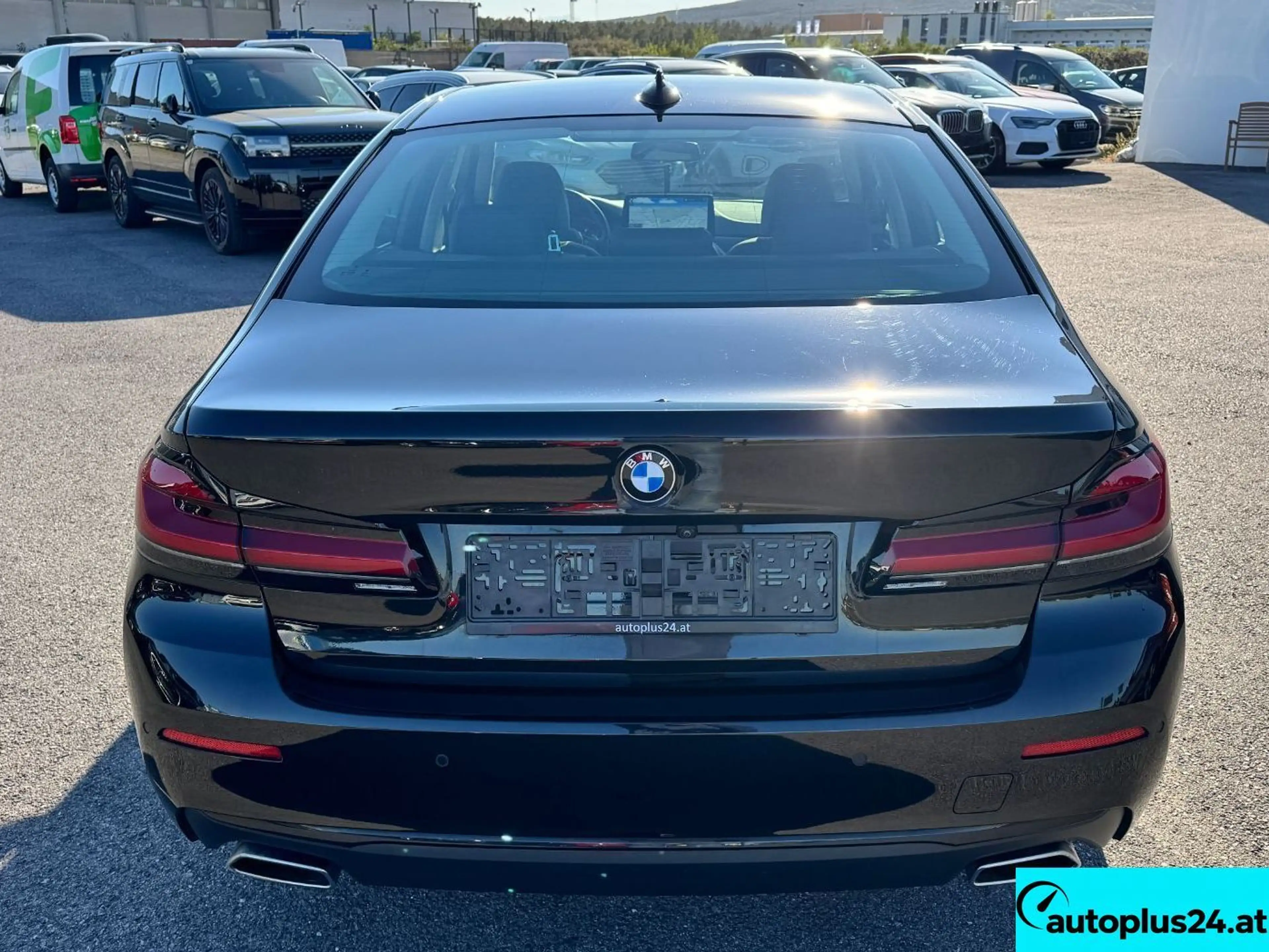 BMW 518 d Aut. LED LEDER NAVI ACC R-CAM — photo 5