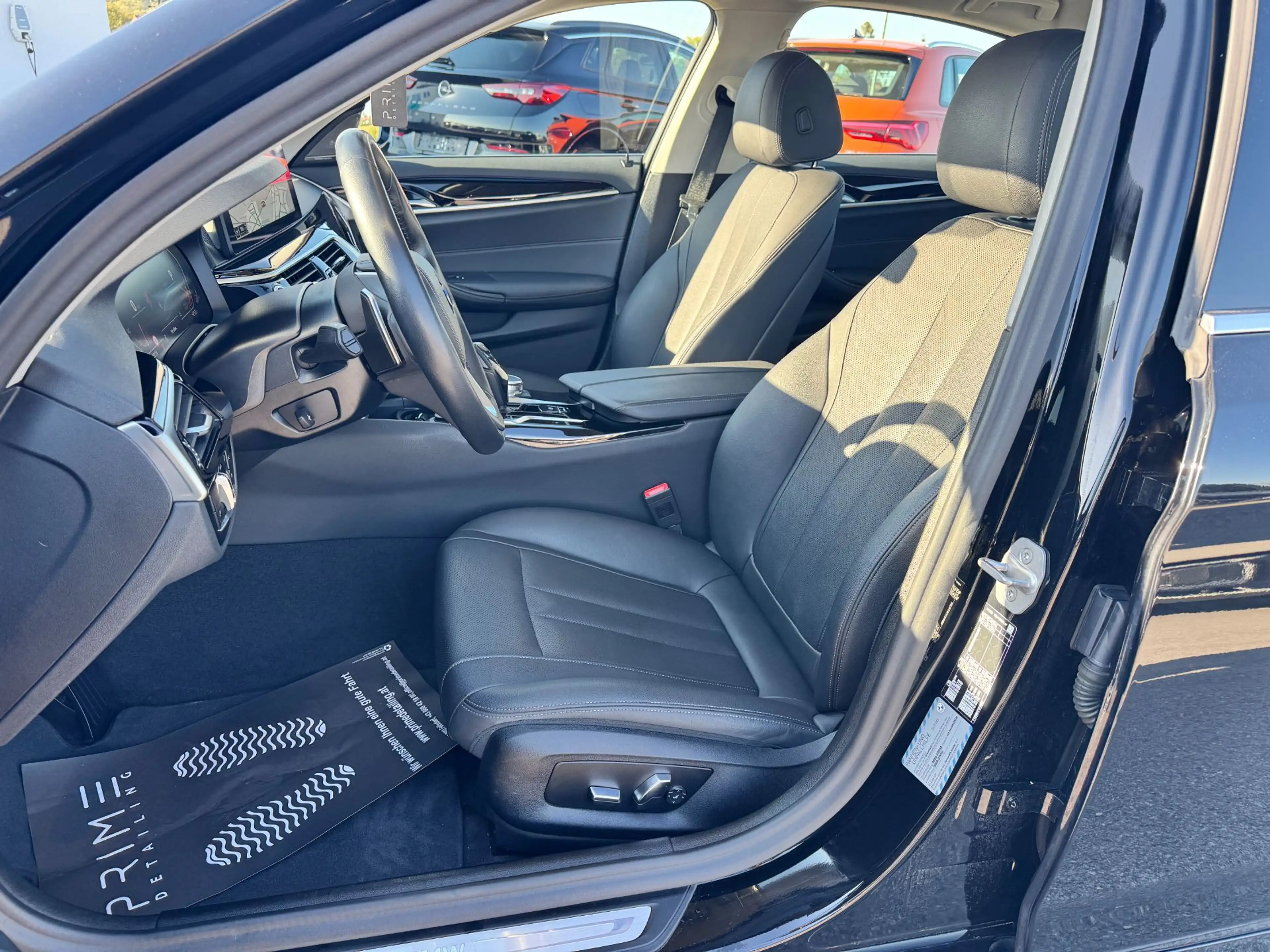 BMW 518 d Aut. LED LEDER NAVI ACC R-CAM — photo 9
