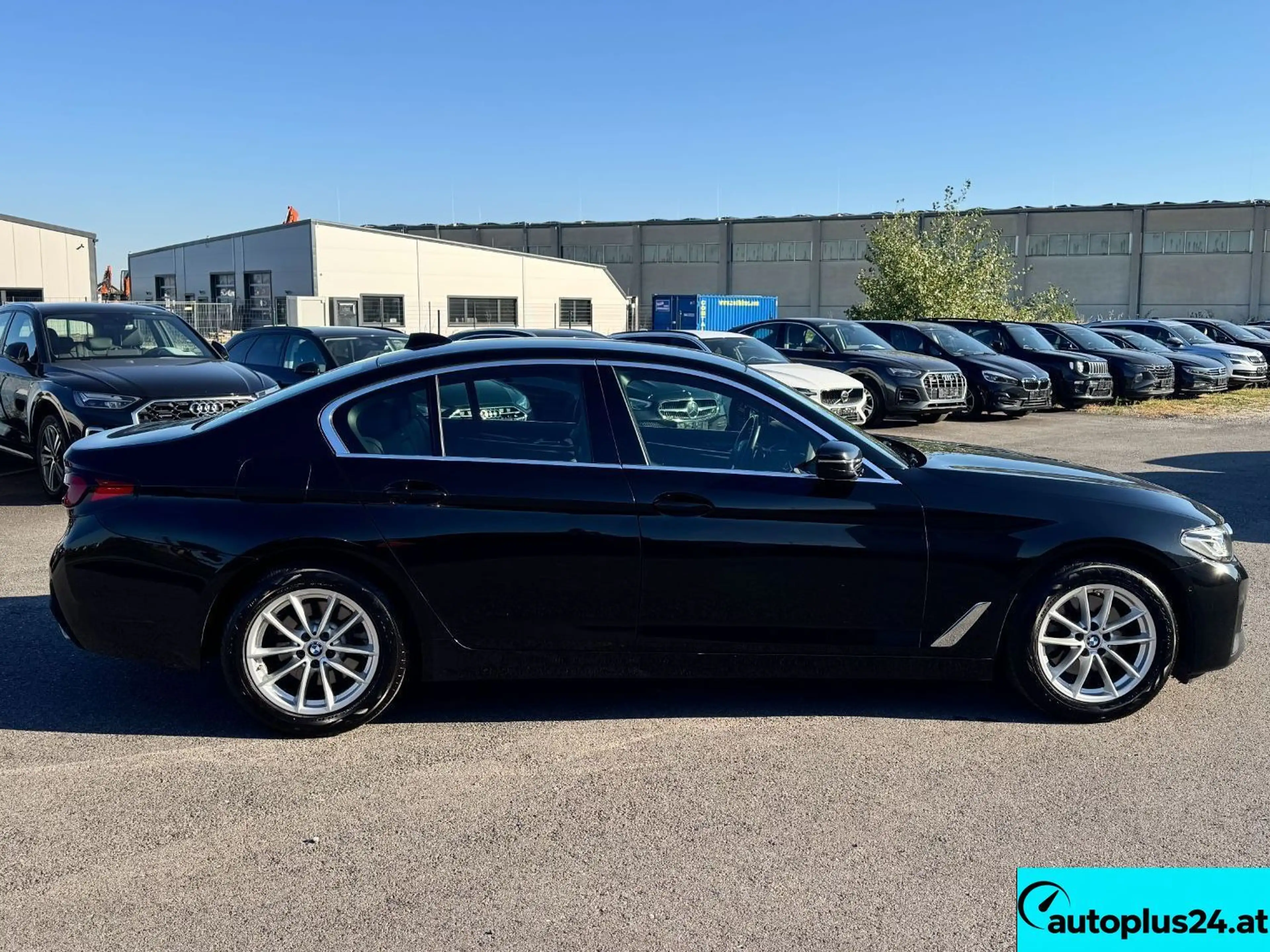 BMW 518 d Aut. LED LEDER NAVI ACC R-CAM — photo 8