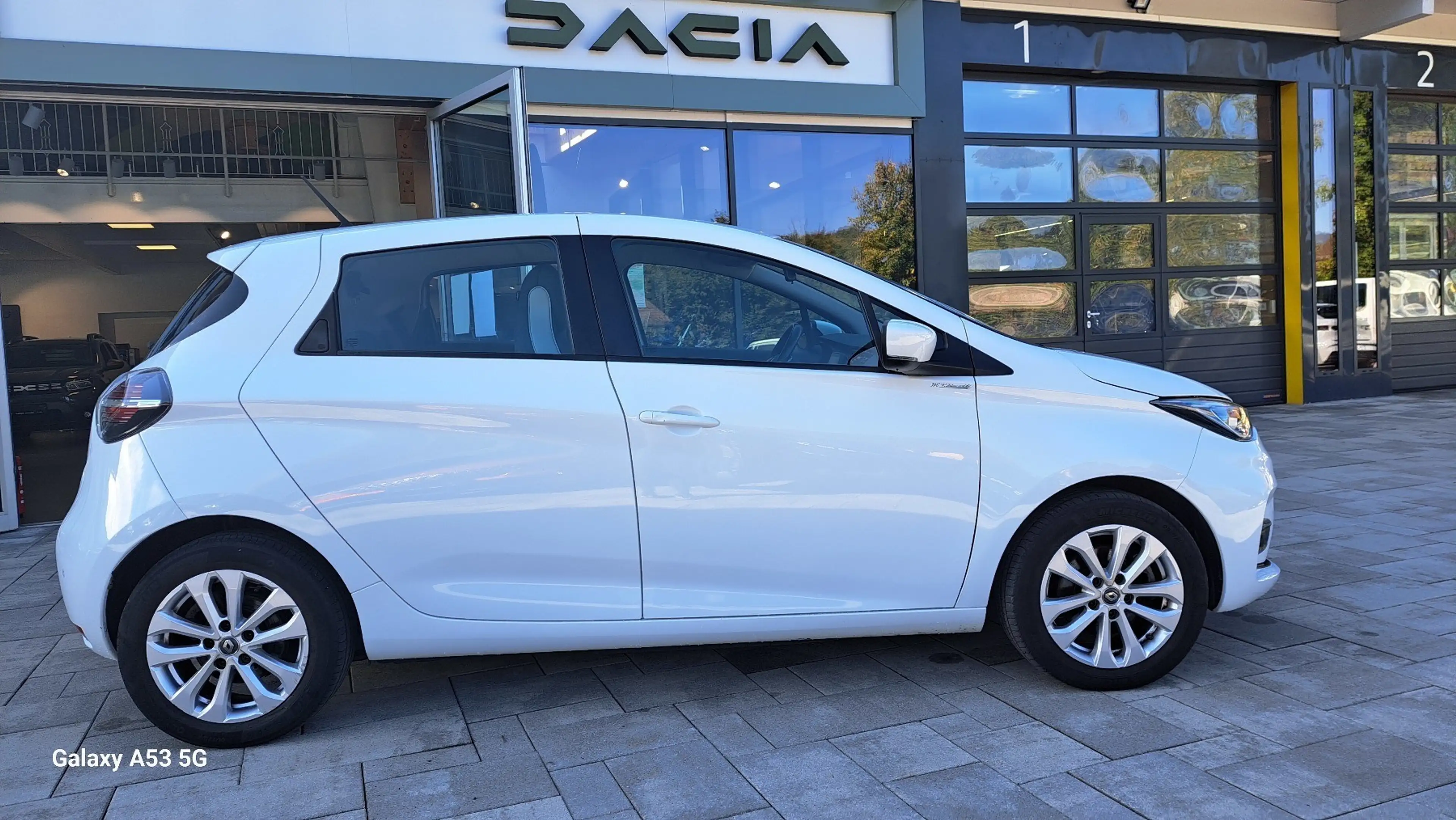 Renault ZOE Experience R110 Z.E. 50 — photo 4