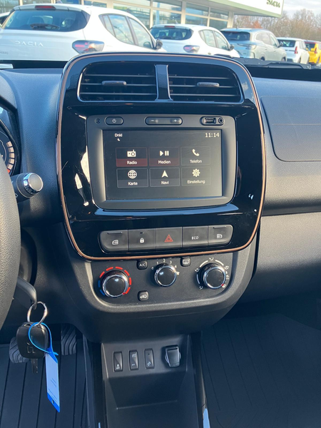 Dacia Spring Extreme Electric 65 *NAVI*KLIMA*PDC — photo 14