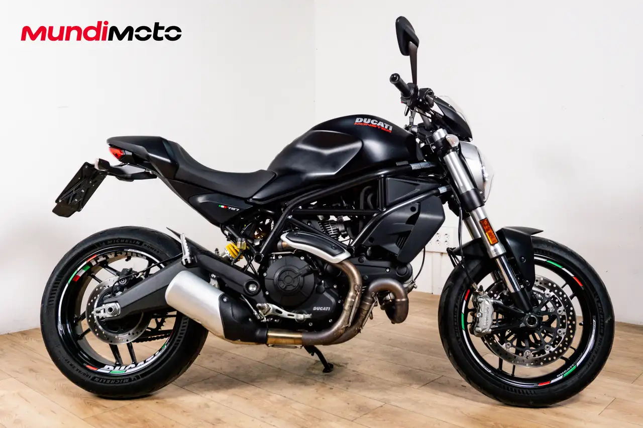 Ducati Monster 797