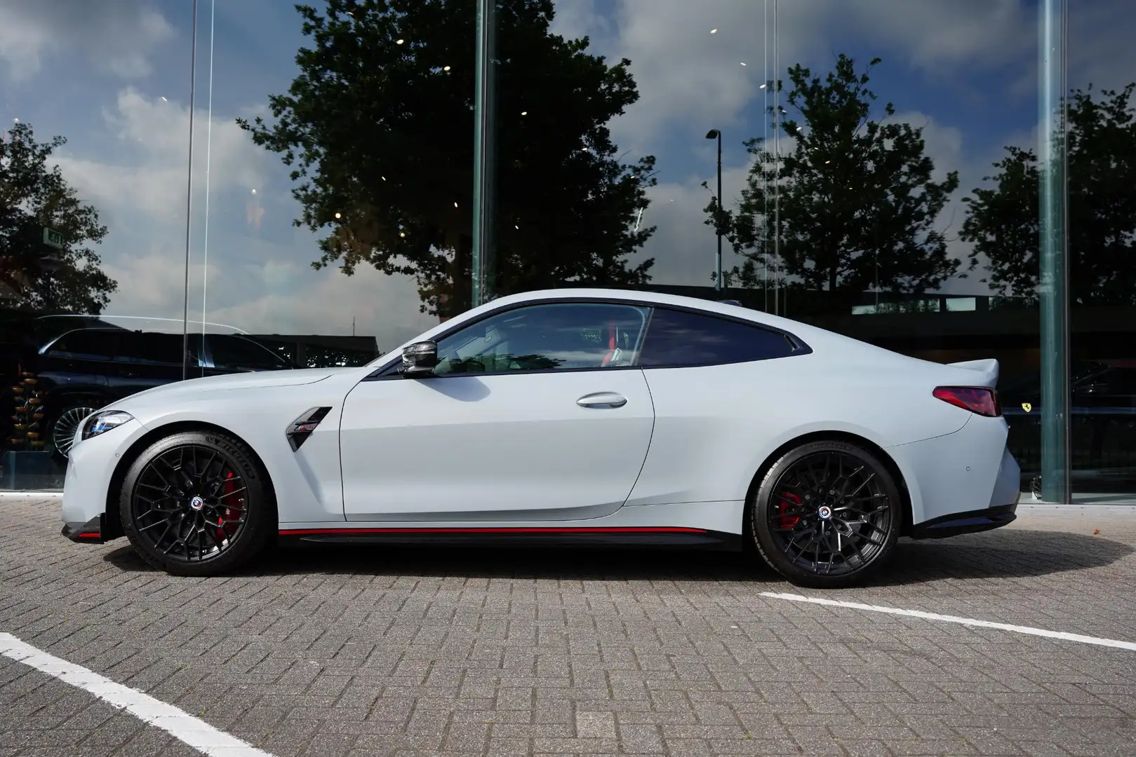 BMW M4 4-serie Coupé CSL Nieuw Gris - 2