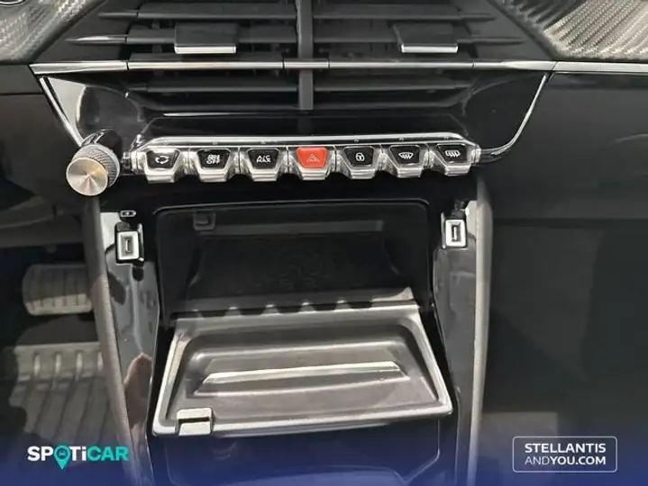 Peugeot 2008 Allure Eléctrico 2021, foto 15