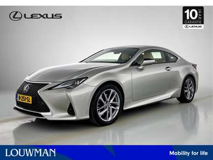 Lexus RC 300h Luxury Line