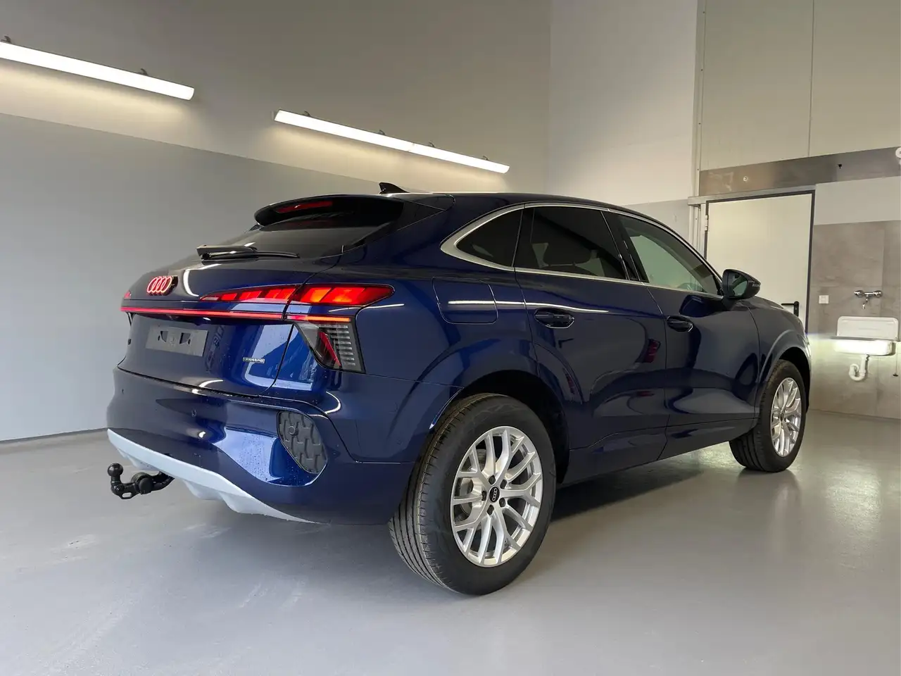 Audi Q3 Sportback NEU TFSI quattro Tech+AHK+LEDPlus+ACC... 4