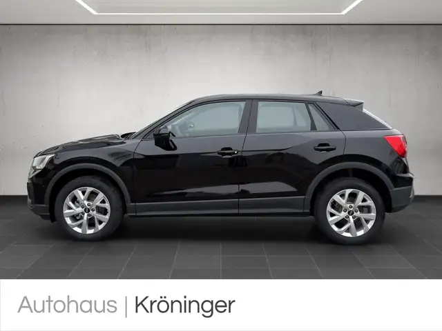 Audi Q2 view 3