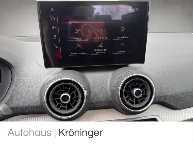 Audi Q2 view 15