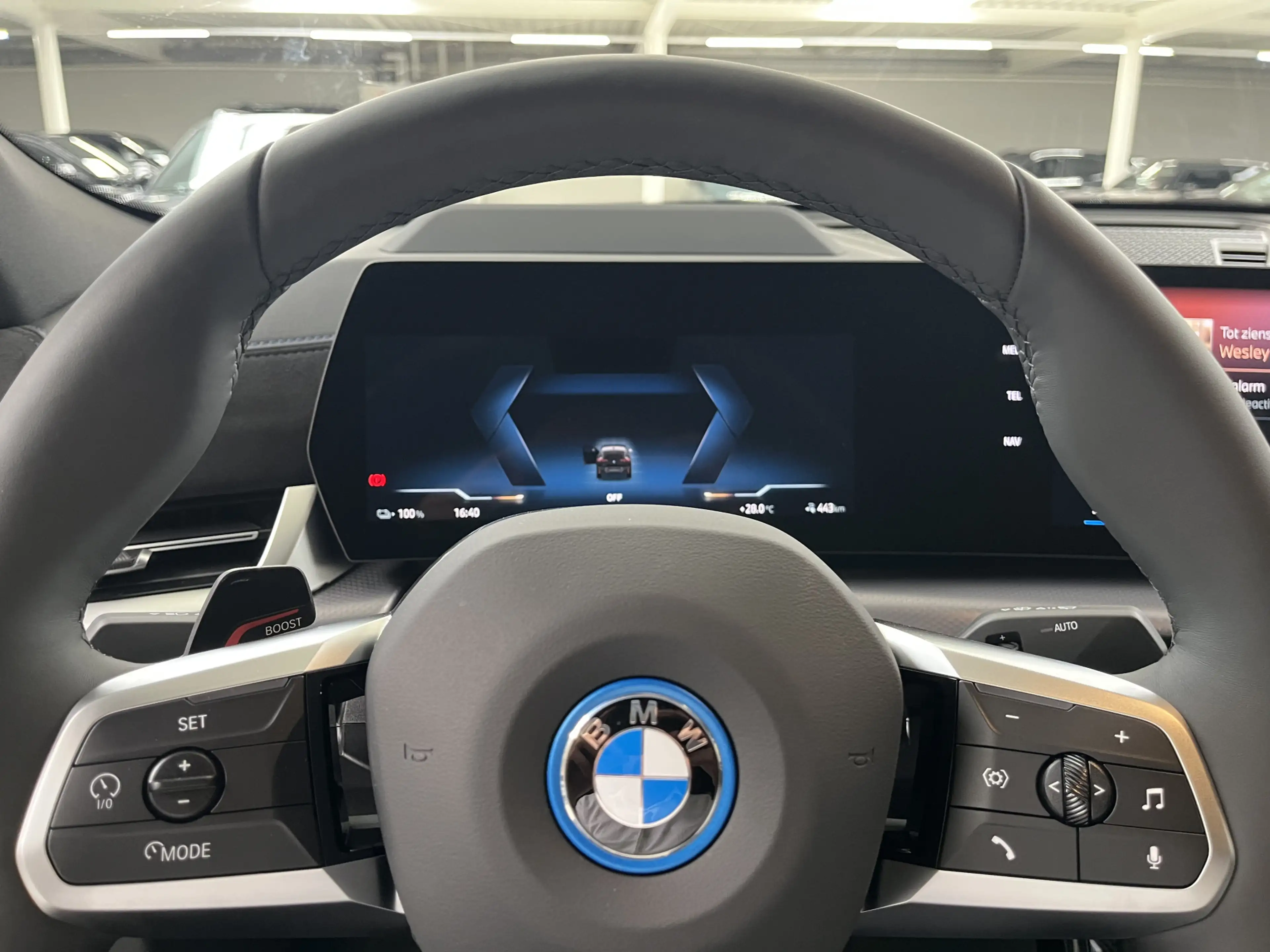 BMW iX2 eDrive20 67 kWh | 20" | M-Sport Pro | — photo 13