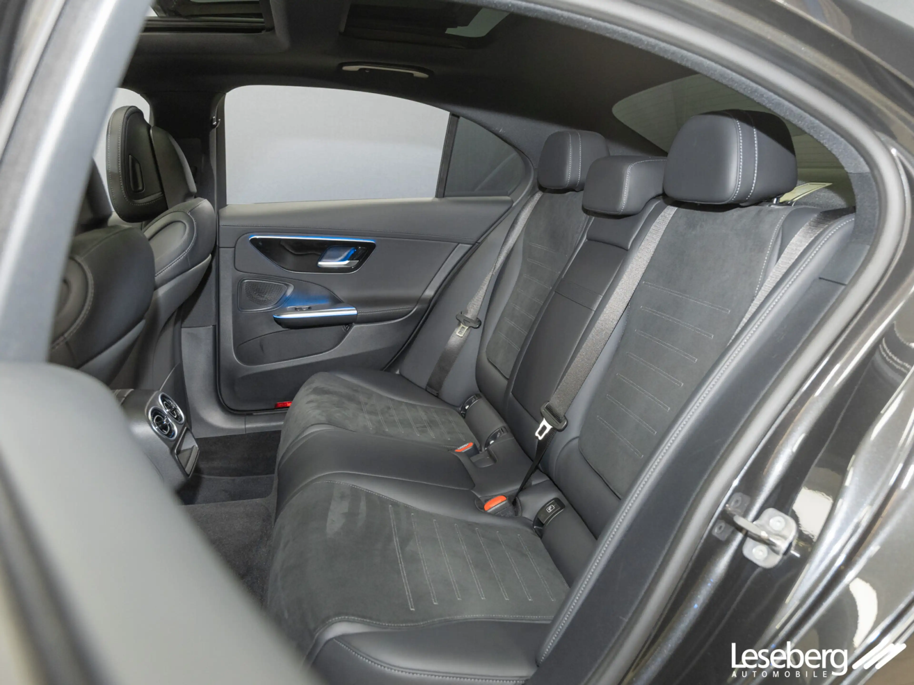 Mercedes-Benz C 220 d AMG Night/Pano/Dig.Light/Distron/360°-K. AMG Line Sportpaket/eSitz./SHD/Sitzhzg./Klima/MF-Lenkrad — photo 14