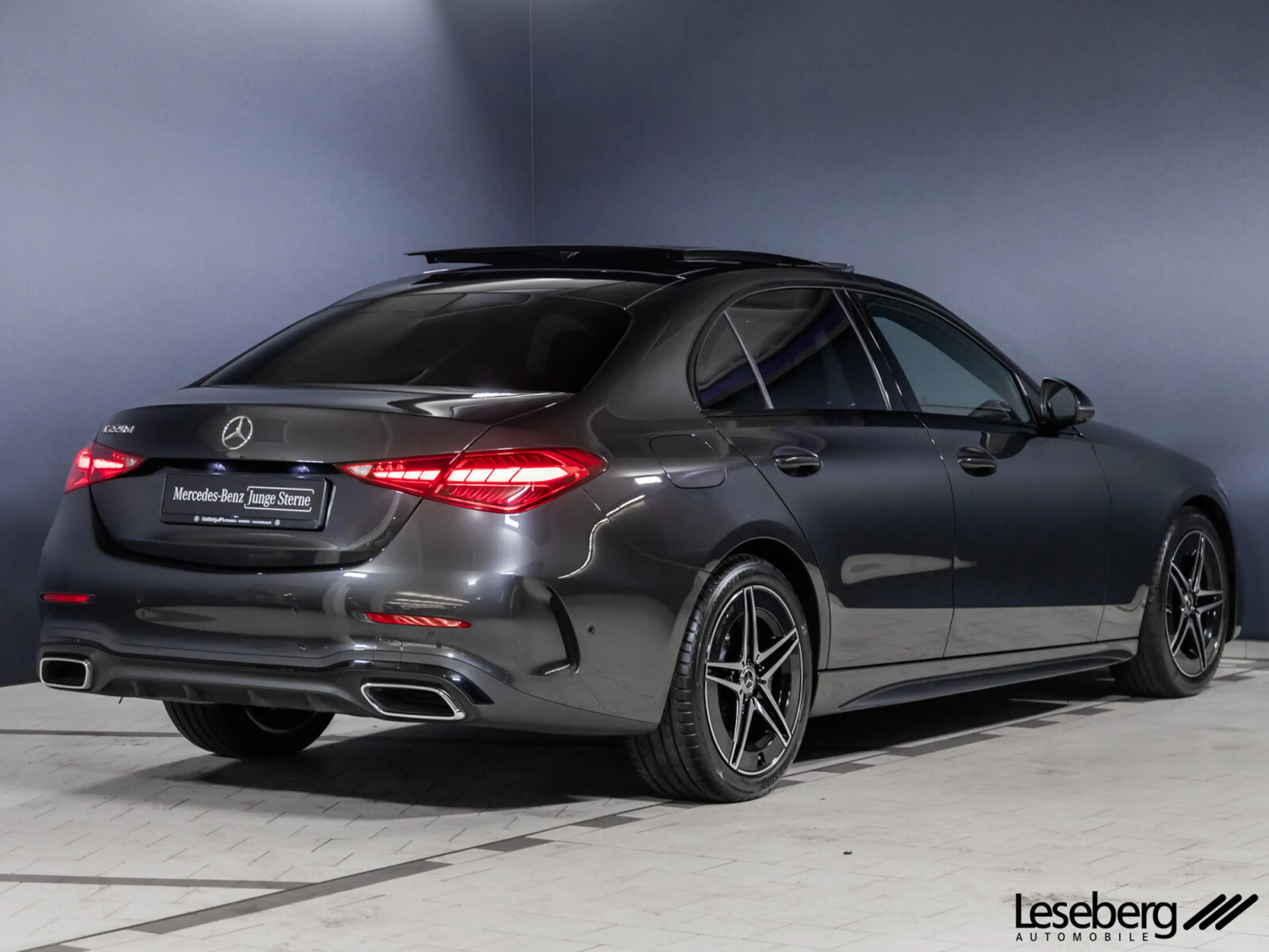 Mercedes-Benz C 220 d AMG Night/Pano/Dig.Light/Distron/360°-K. AMG Line Sportpaket/eSitz./SHD/Sitzhzg./Klima/MF-Lenkrad — photo 2