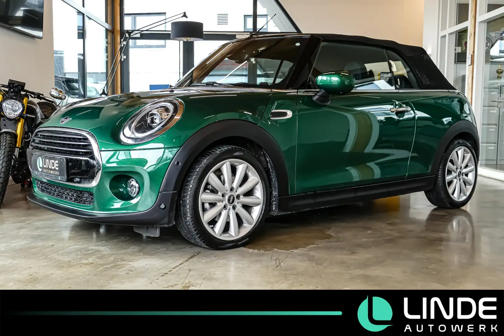MINI Cooper Cabrio NAVI|SHZ|ACC|TEILLEDER|LED|17 ALU Grün - 2