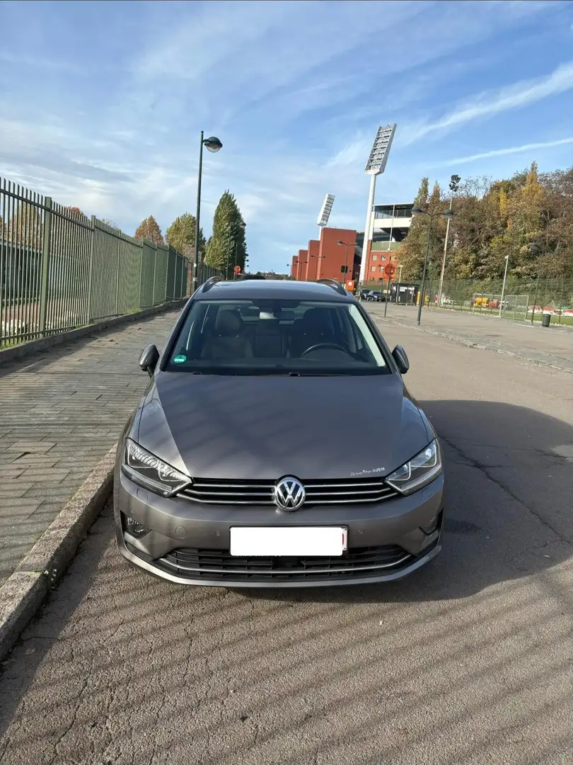 Volkswagen Golf Sportsvan 1.6 CR TDi Highline - 1