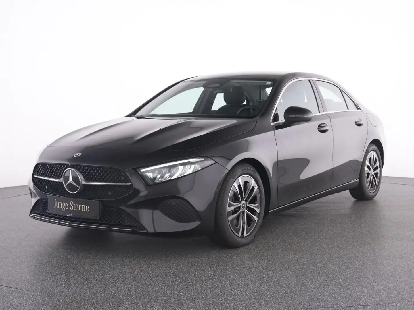 Mercedes-Benz A 200 Lim Progressive+MBUX+LED+RFK+PTS+SHZ+SpurA Schwarz - 2