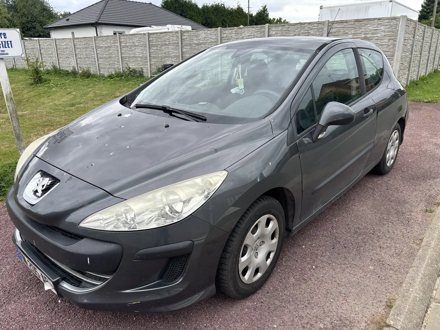 Peugeot 308 1.6 HDi 90 Confort - 1