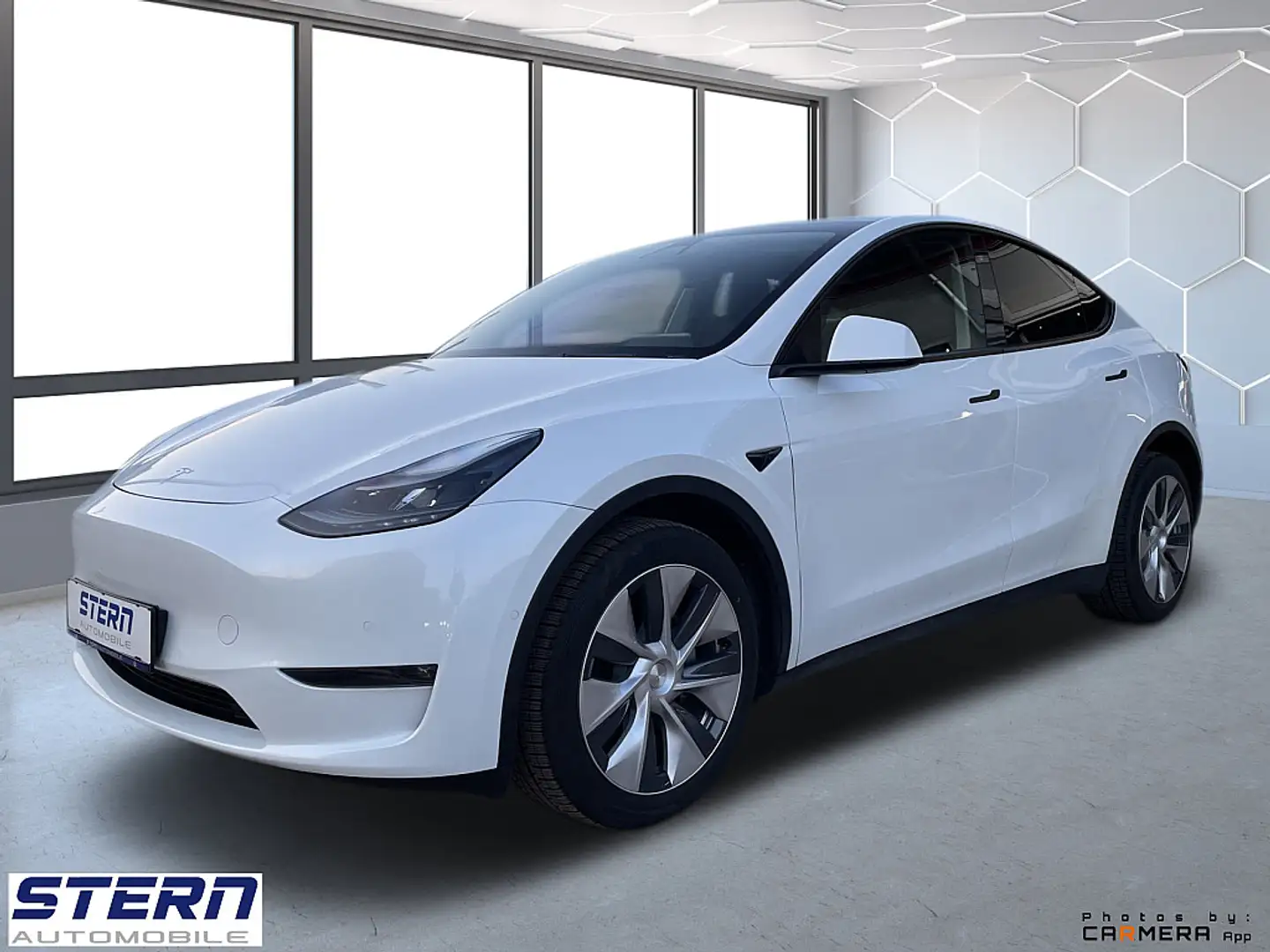 Tesla Model Y Long Range AWD 75kWh Weiß - 1