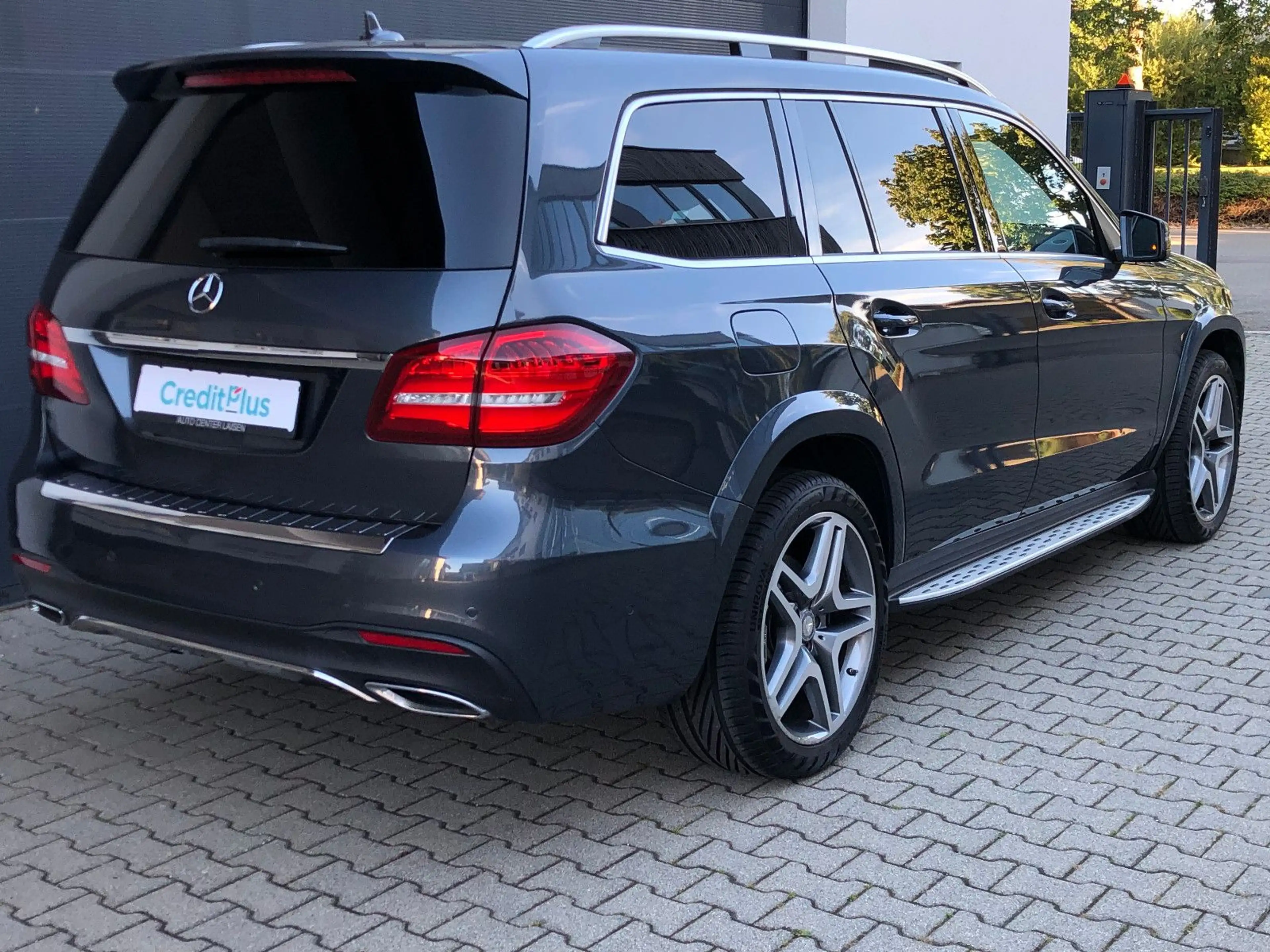 Mercedes-Benz GLS 350 d 4Matic AMG LED PANO 360° 7-Sitzer STHZ — photo 5
