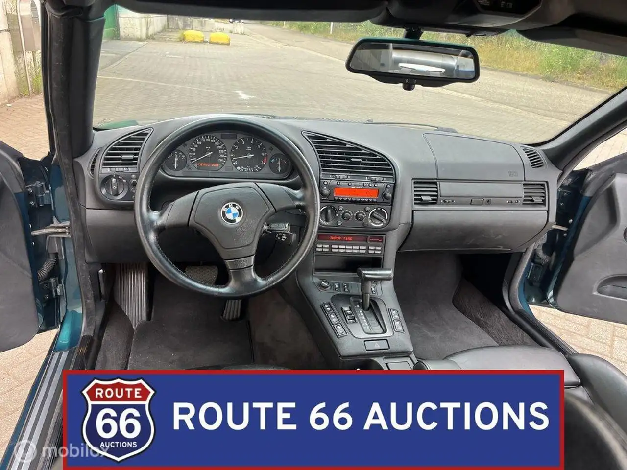 BMW 325i cabriolet, foto 8