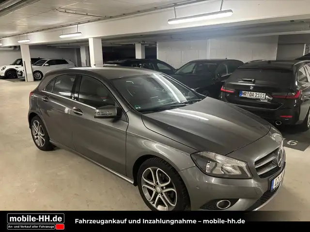 Mercedes-Benz A 180 *SHZ*PDC*LEDER*17''