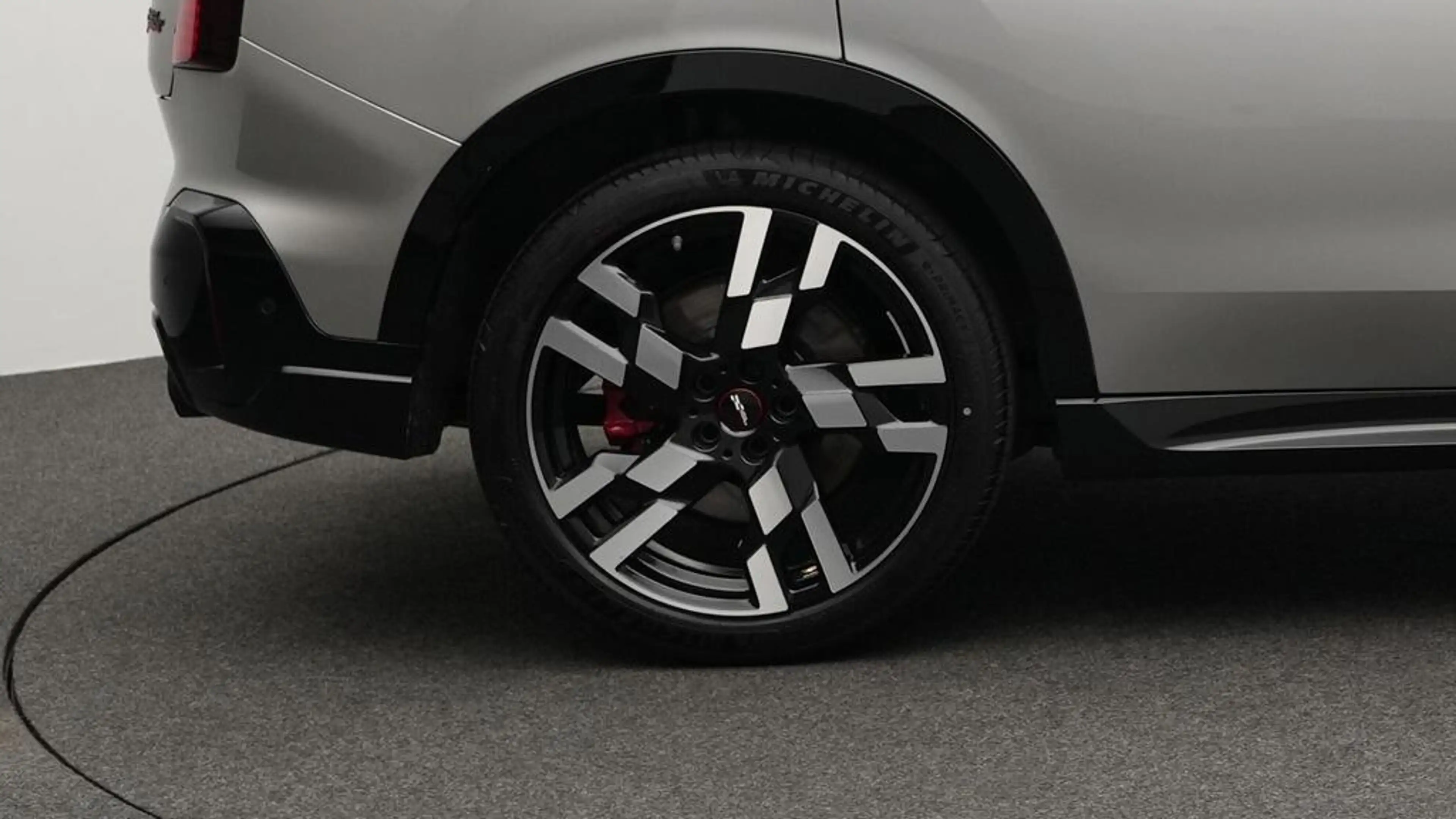 MINI JCW Countryman All4 John Cooper Works Trim — photo 11