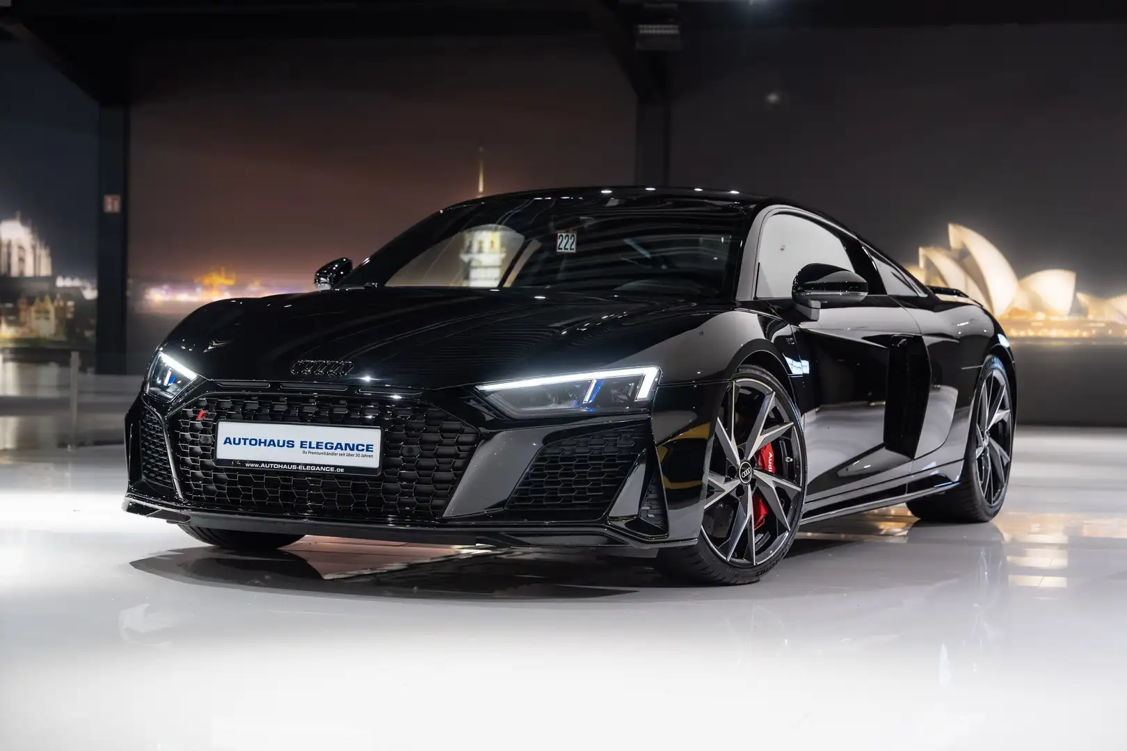Audi R8 Coupe Perf.*CARBON-PAKET*FEINNAPPA*KERAMIK* Чёрный - 1