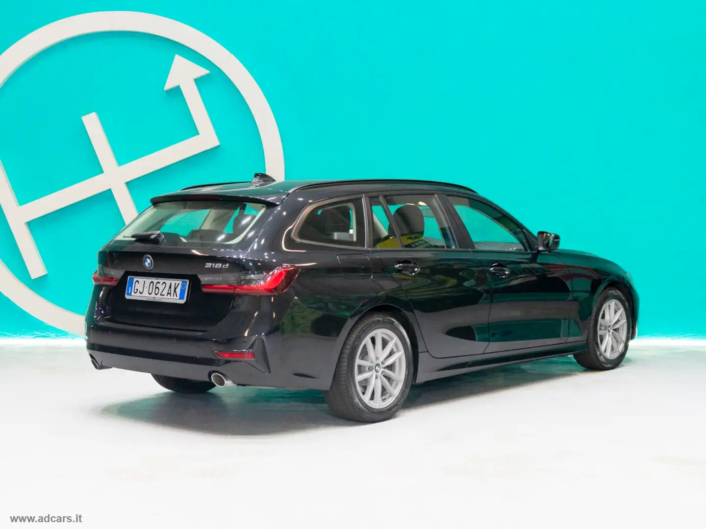BMW 318 318d Touring Business Advantage 1 PROPRIETARIO, IV Schwarz - 2