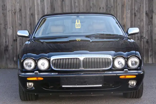 Jaguar Daimler Super V8 Langversion