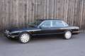 Jaguar Daimler Super V8 Langversion Schwarz - thumbnail 3